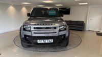 LAND ROVER DEFENDER 110