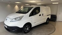 NISSAN E-NV200