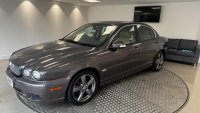 JAGUAR X-TYPE