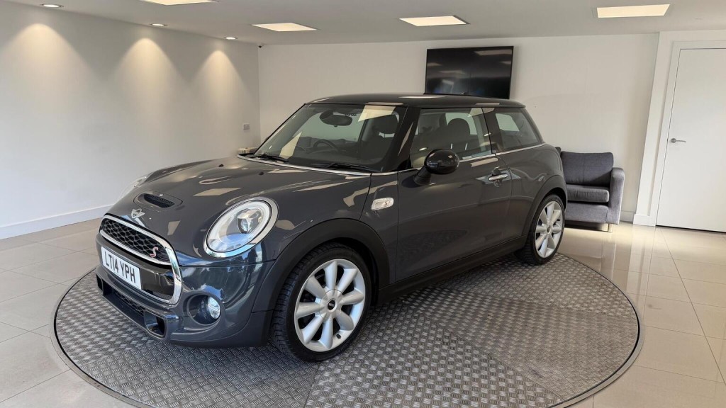 2014 MINI HATCH